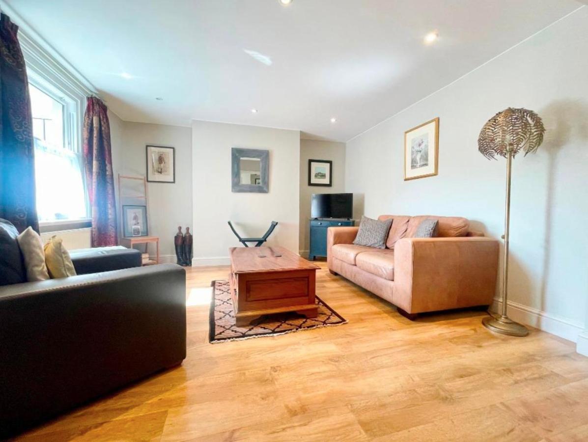 Apartment Cheltenham Central Apartment, Parking, Close Bars & Restaurants *