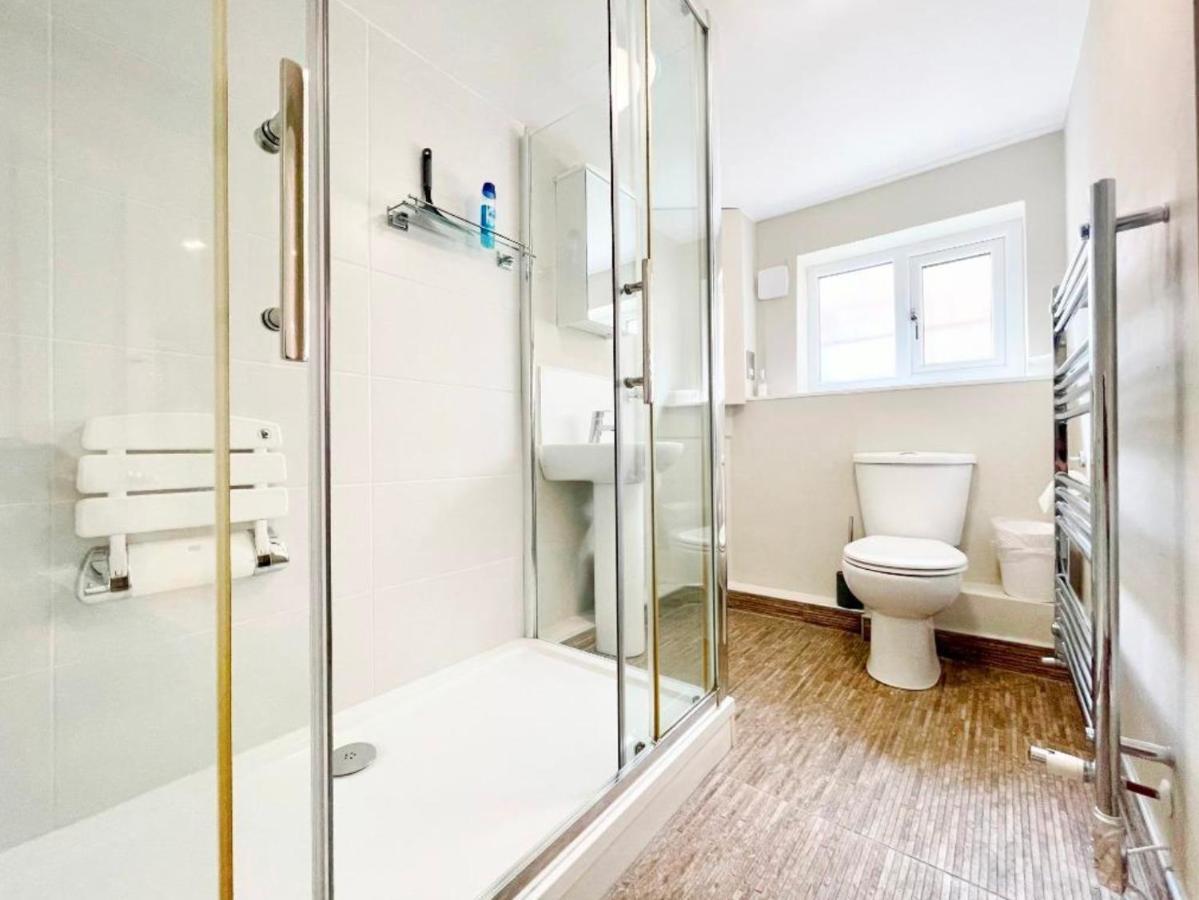 Apartment Cheltenham Central Apartment, Parking, Close Bars & Restaurants Cheltenham
